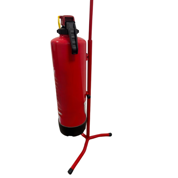 Designständer mit Fahne für einen Feuerlöscher