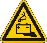 Warnschild Warnung vor Gefahren durch Batterien