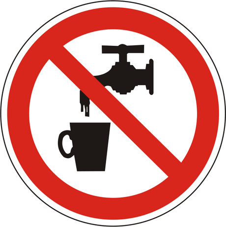 Verbotsschild Kein Trinkwasser